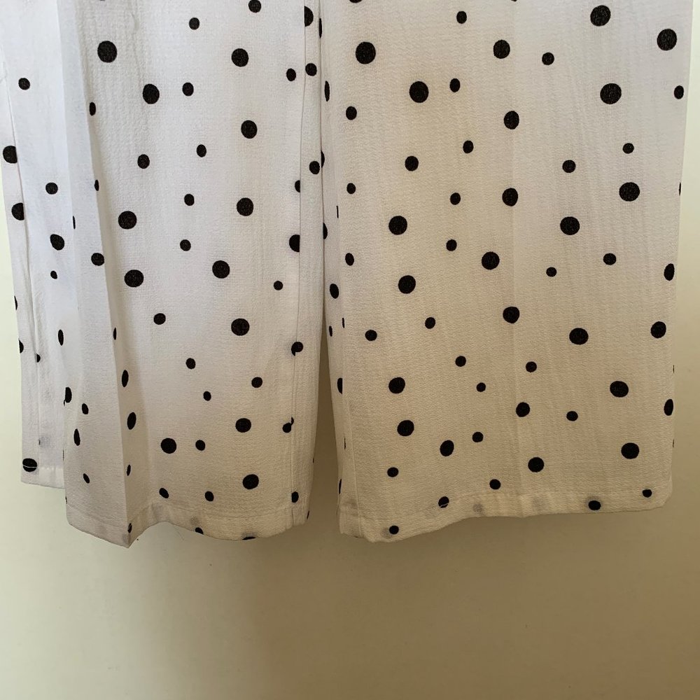 PrettyLittleThing White & Black Polka Dot Jumpsuit - Picture 9 of 10
